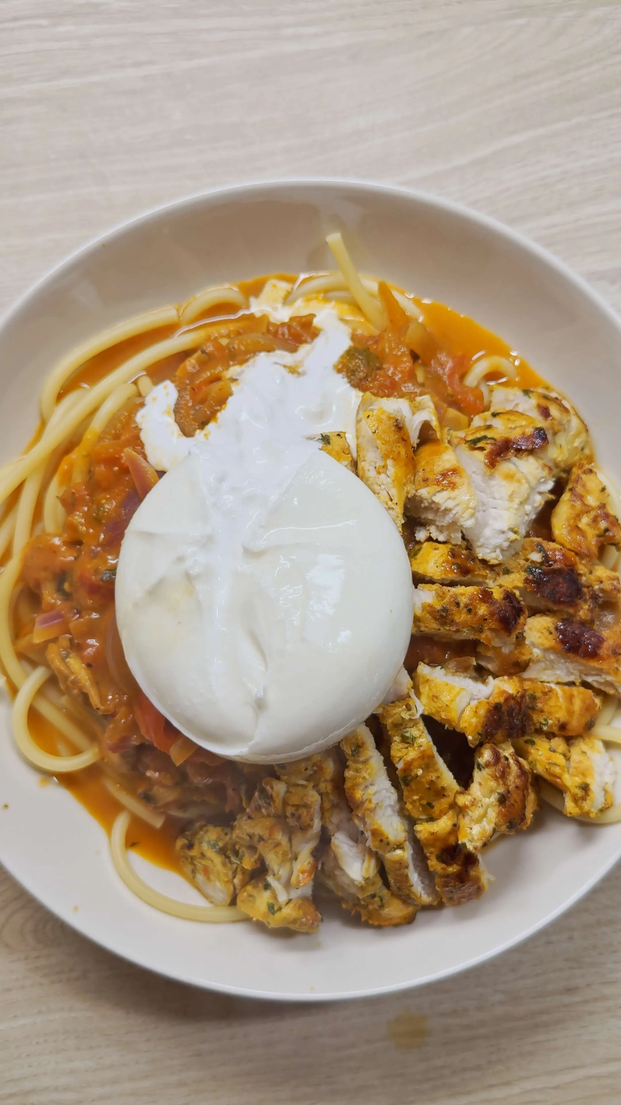Burrata with Spaghetti and Tomato Sauce - Image 1